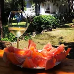 Il Salice בית הארחה 3*